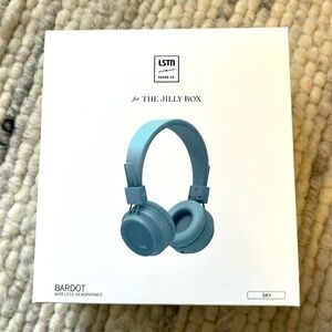 Jilly Box—Bardot Wireless Headphones.